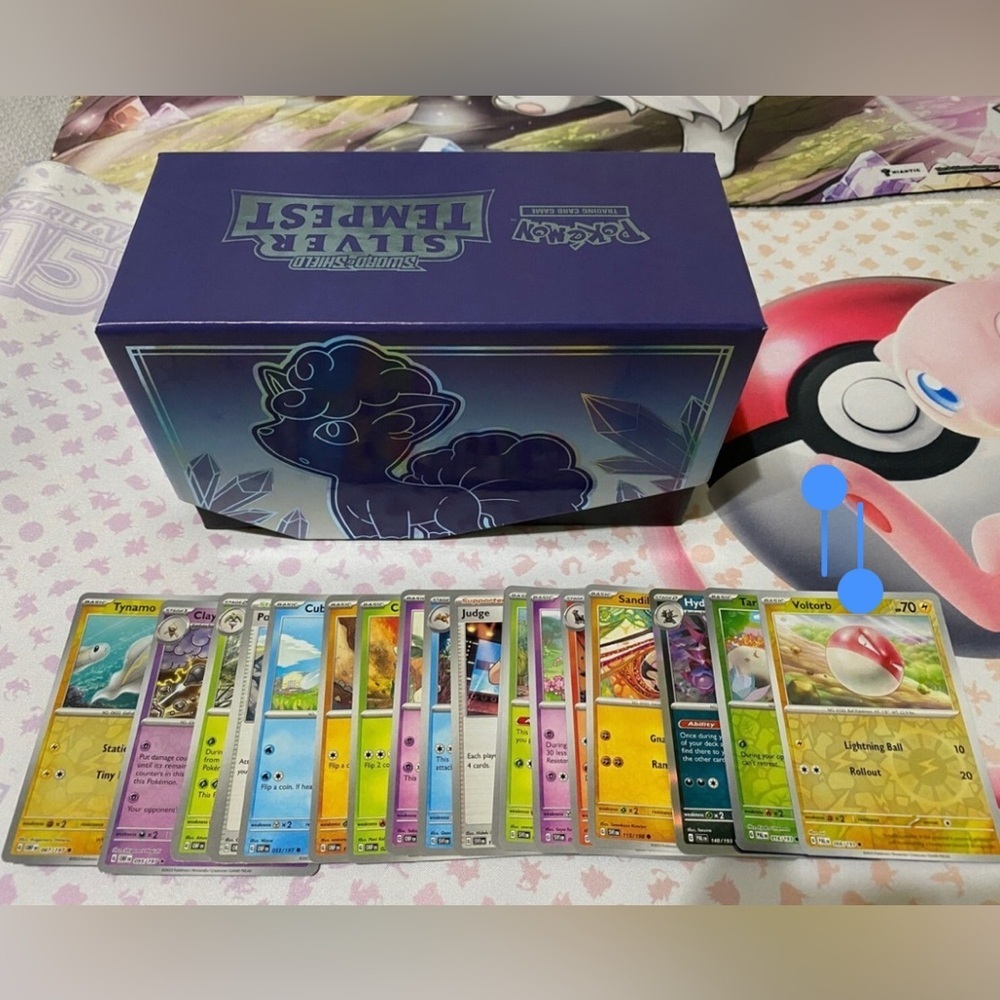 500 POKEMON CARDS IN ELITE TRAINER BOX